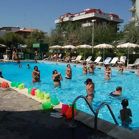 Residenza Giardino Беллария-Иджеа-Марина