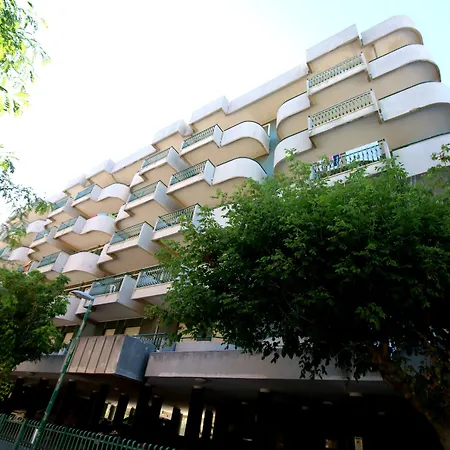 Residenza Giardino 3*