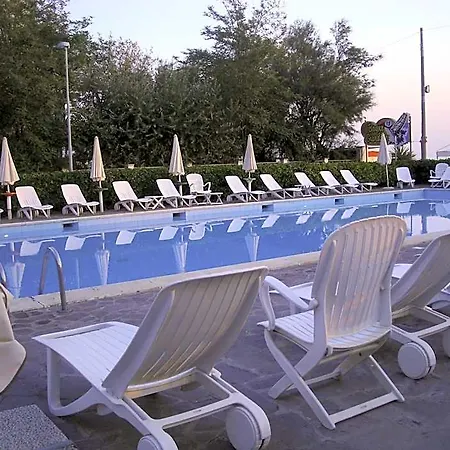 Residenza Giardino Aparthotel Bellaria-Igea Marina