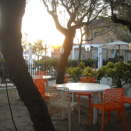 Residenza Giardino Aparthotel Bellaria-Igea Marina