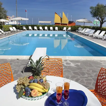 Residenza Giardino 3*