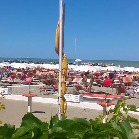 Residenza Giardino アパートホテル